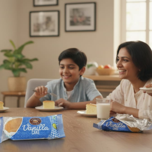 English Oven Vanilla Cake (Eggless) one piece